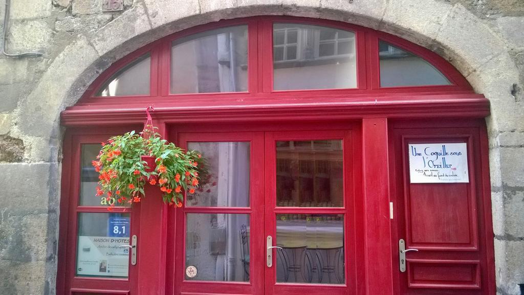 Une Coquille Sous L'Oreiller Le Puy-en-Velay Rum bild